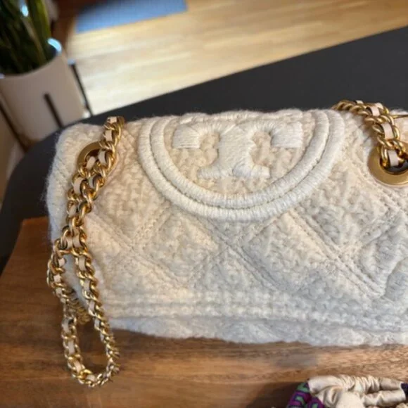 Tory Burch Fleming Soft Boucle Small Convertible Shoulder Bag, New Cream - Picture 5 of 14